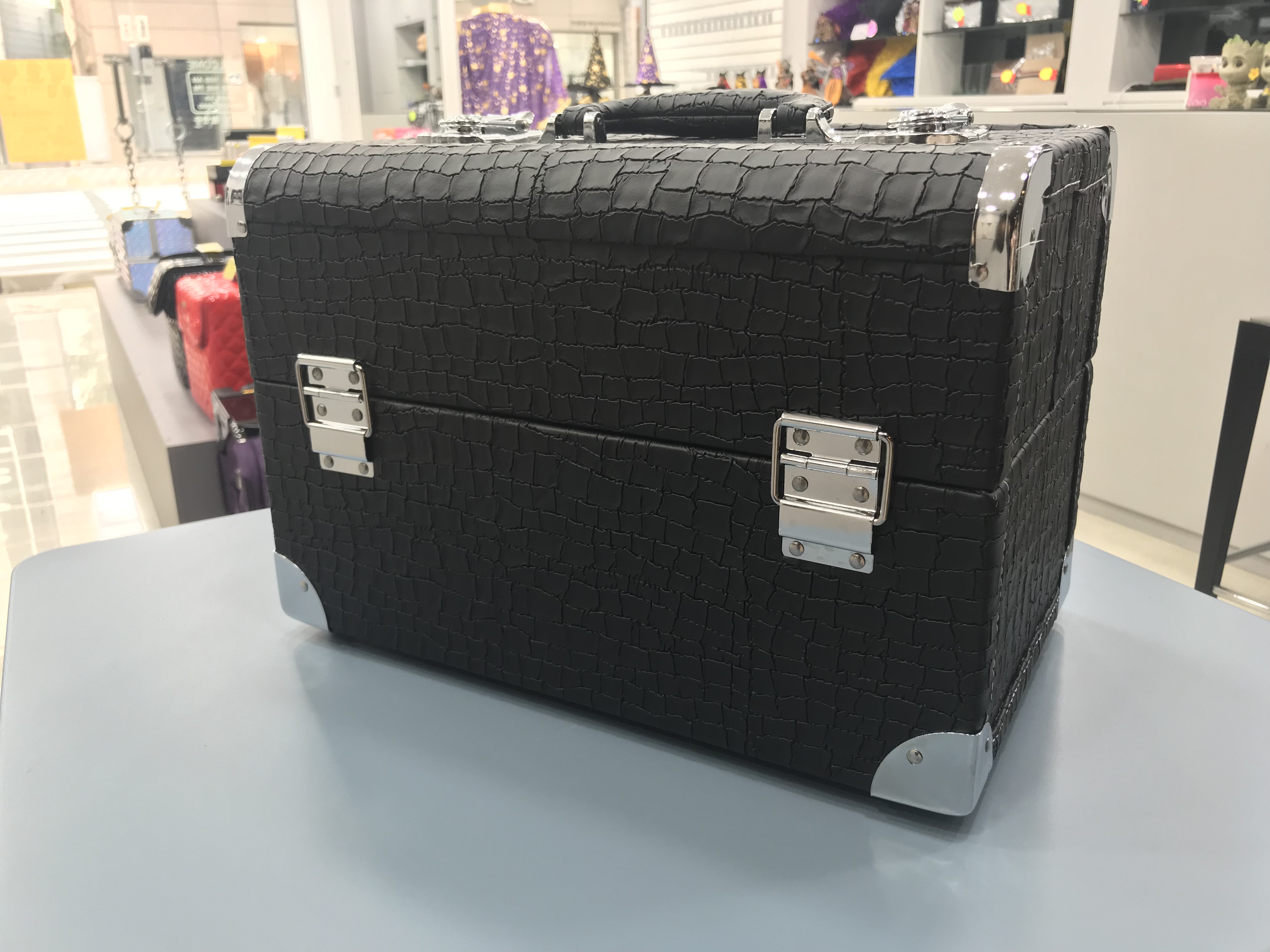 MakeUpBox(MB G,B)